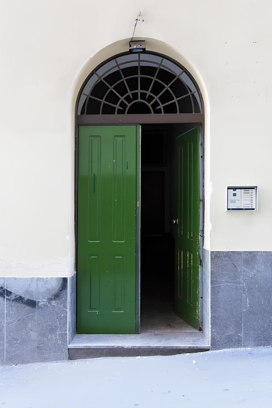 Ferienwohnung Downtown Maqueda Palermo Exterior foto